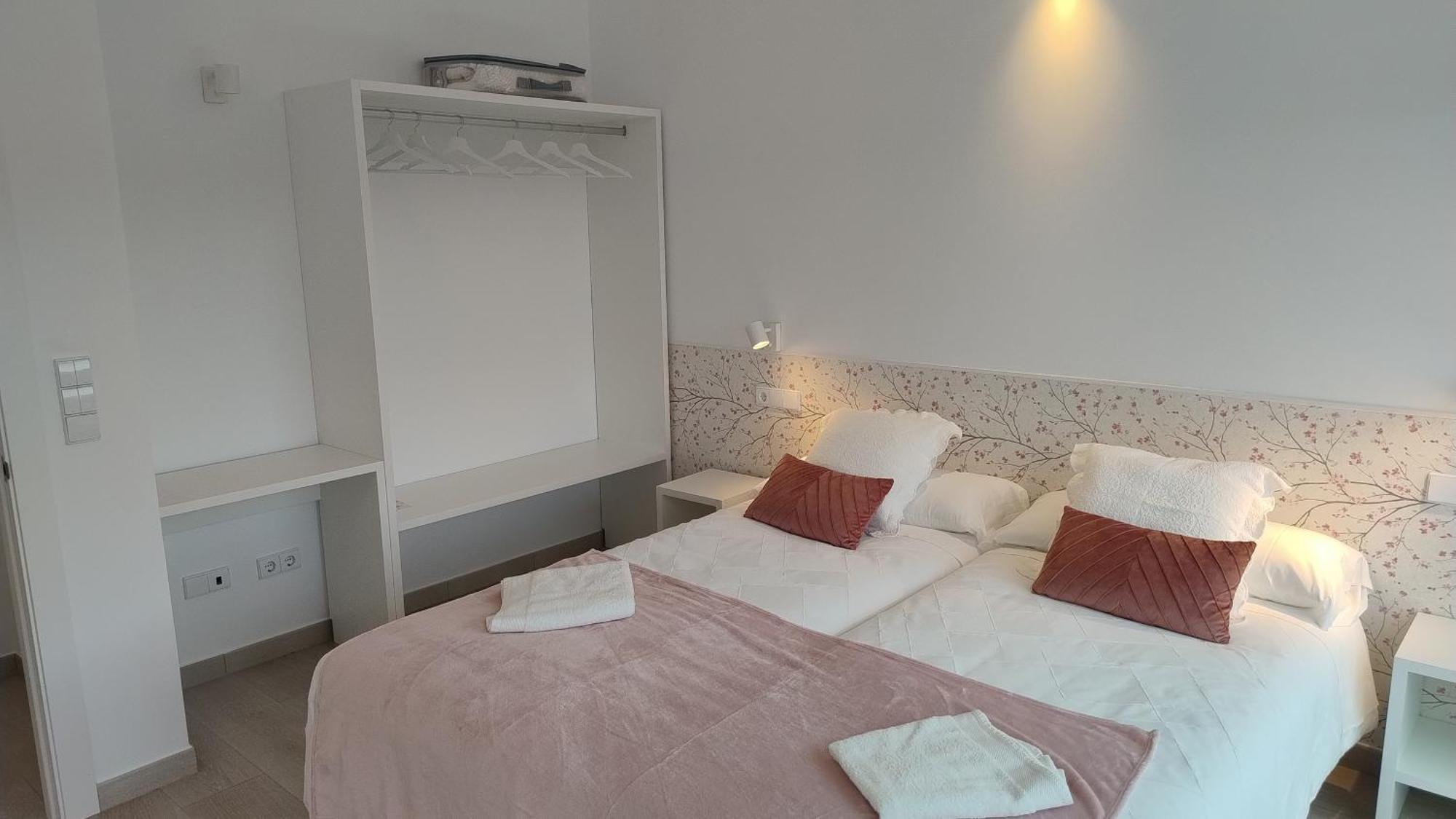 Casas Turisticas Lar Jardin - Parking Privado Сантяго де Компостела Екстериор снимка
