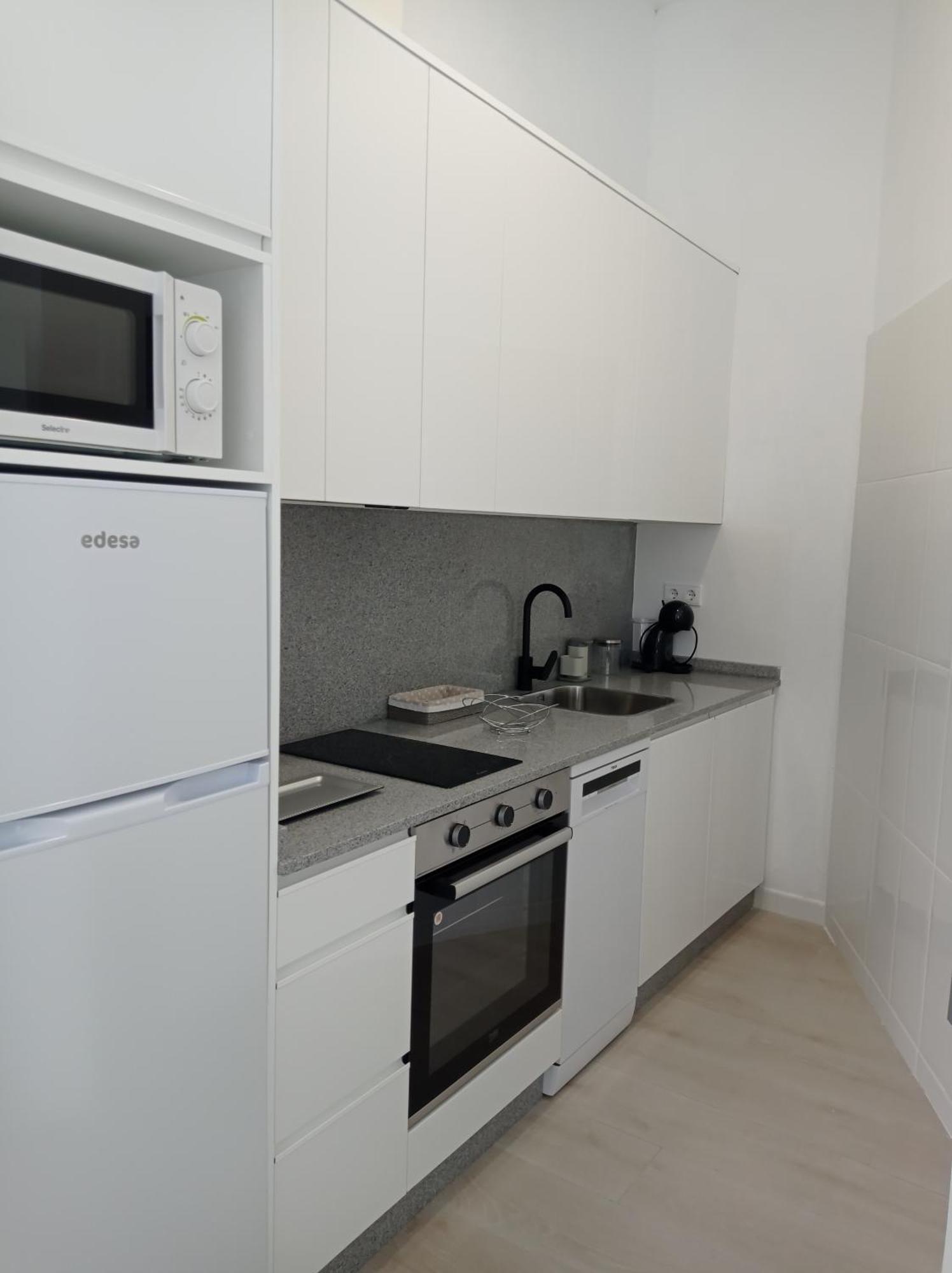 Casas Turisticas Lar Jardin - Parking Privado Сантяго де Компостела Екстериор снимка