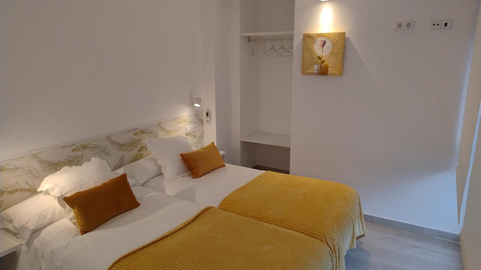 Casas Turisticas Lar Jardin - Parking Privado Сантяго де Компостела Екстериор снимка