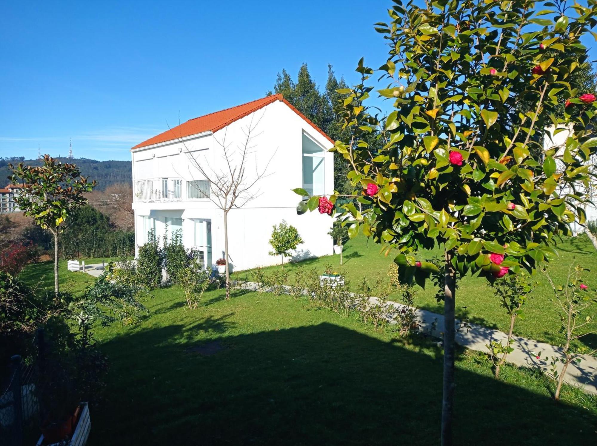 Casas Turisticas Lar Jardin - Parking Privado Сантяго де Компостела Екстериор снимка